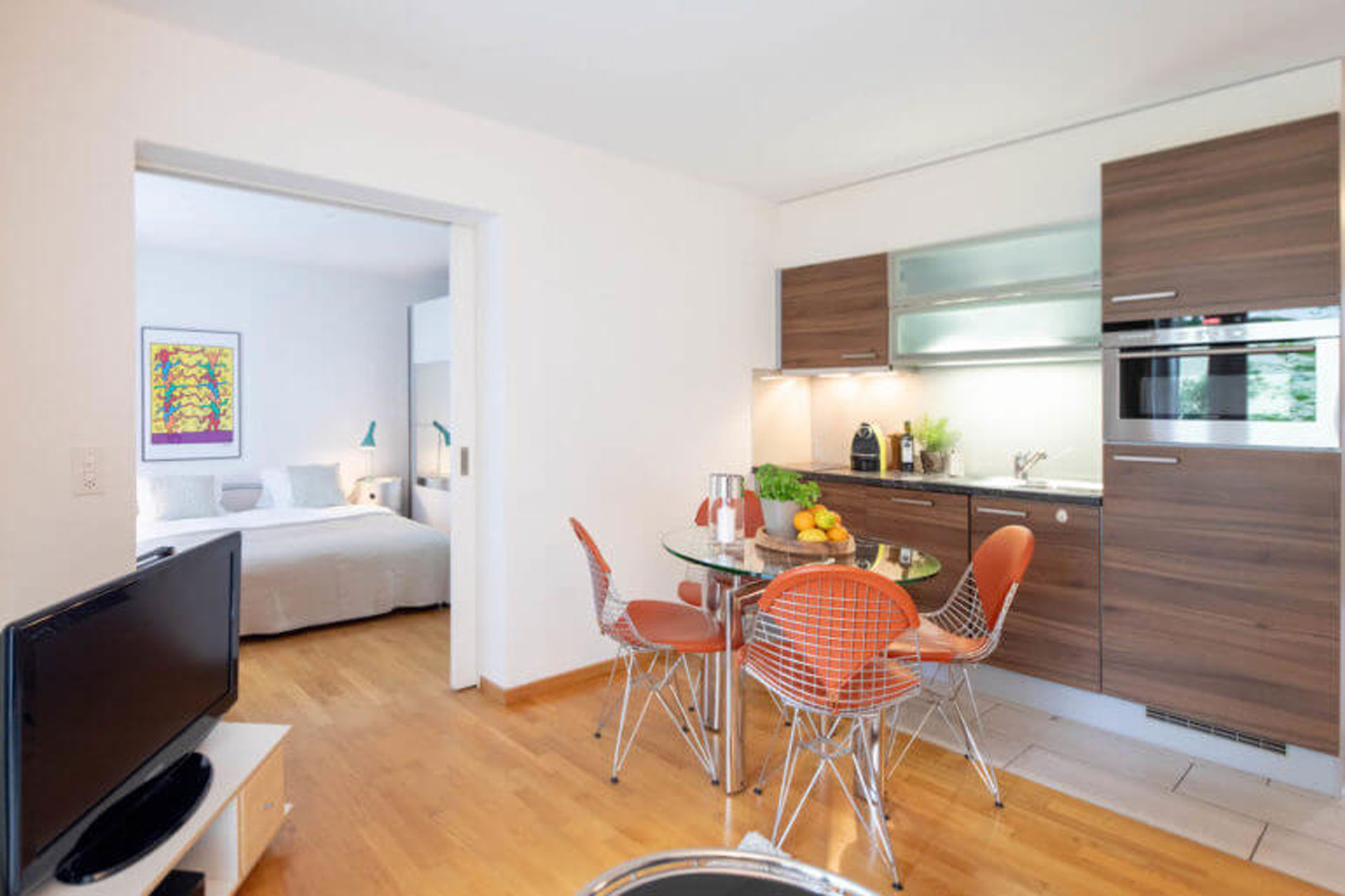 RO1740_apartment-mieten-zuerich-rotachstrasse-kueche_1920