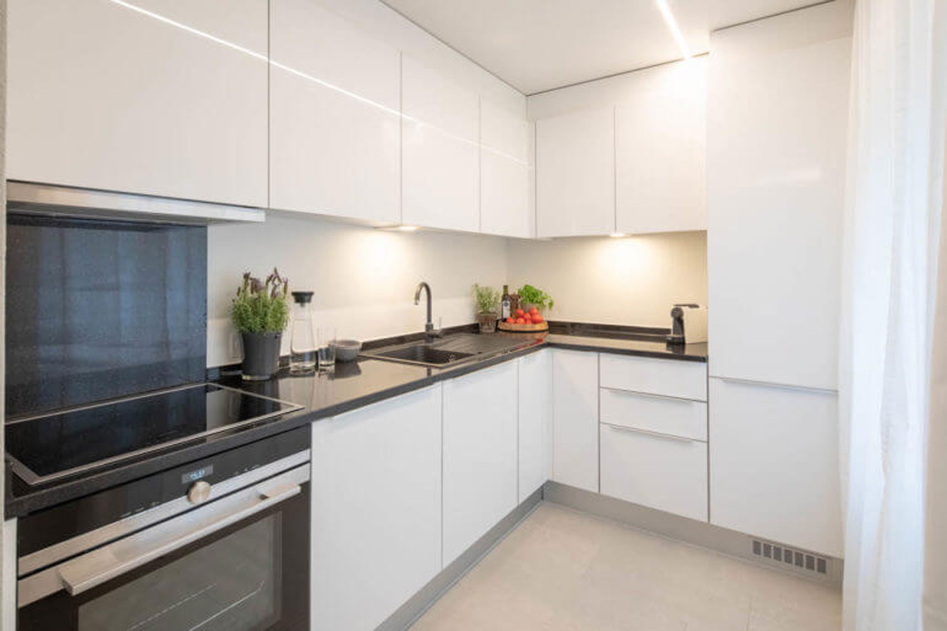 RO2070_apartment-mieten-zuerich-2