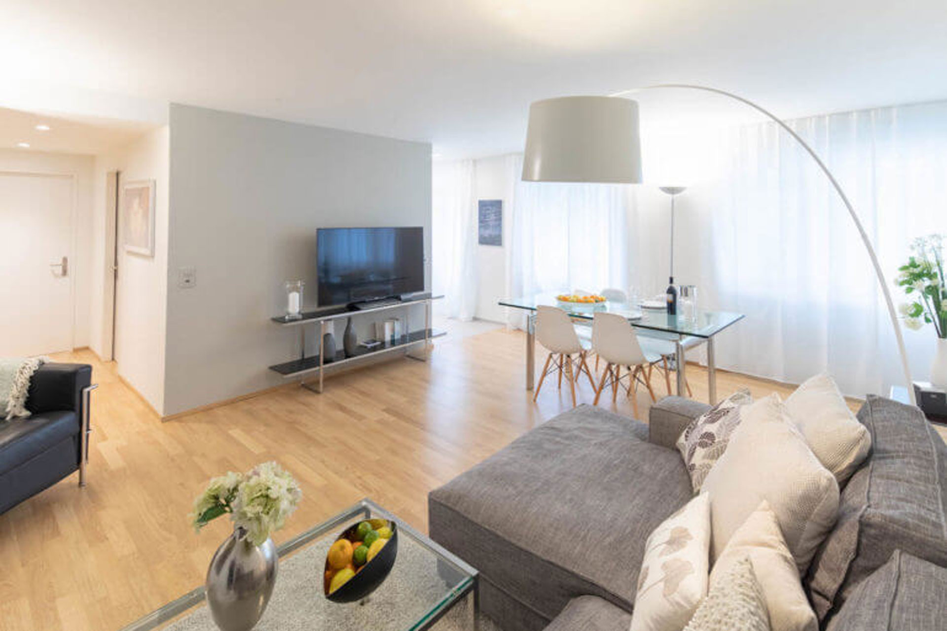 RO2070_apartment-mieten-zuerich-2